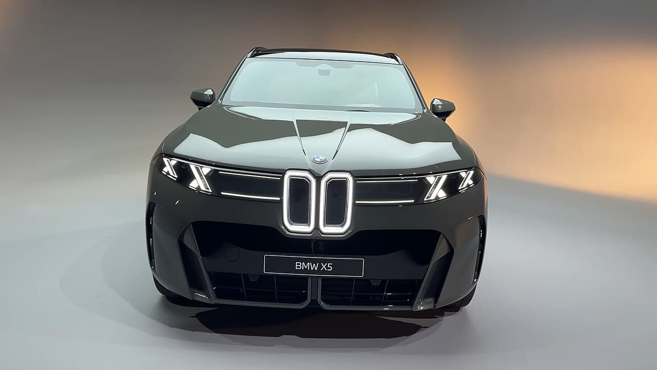 BMW iX5