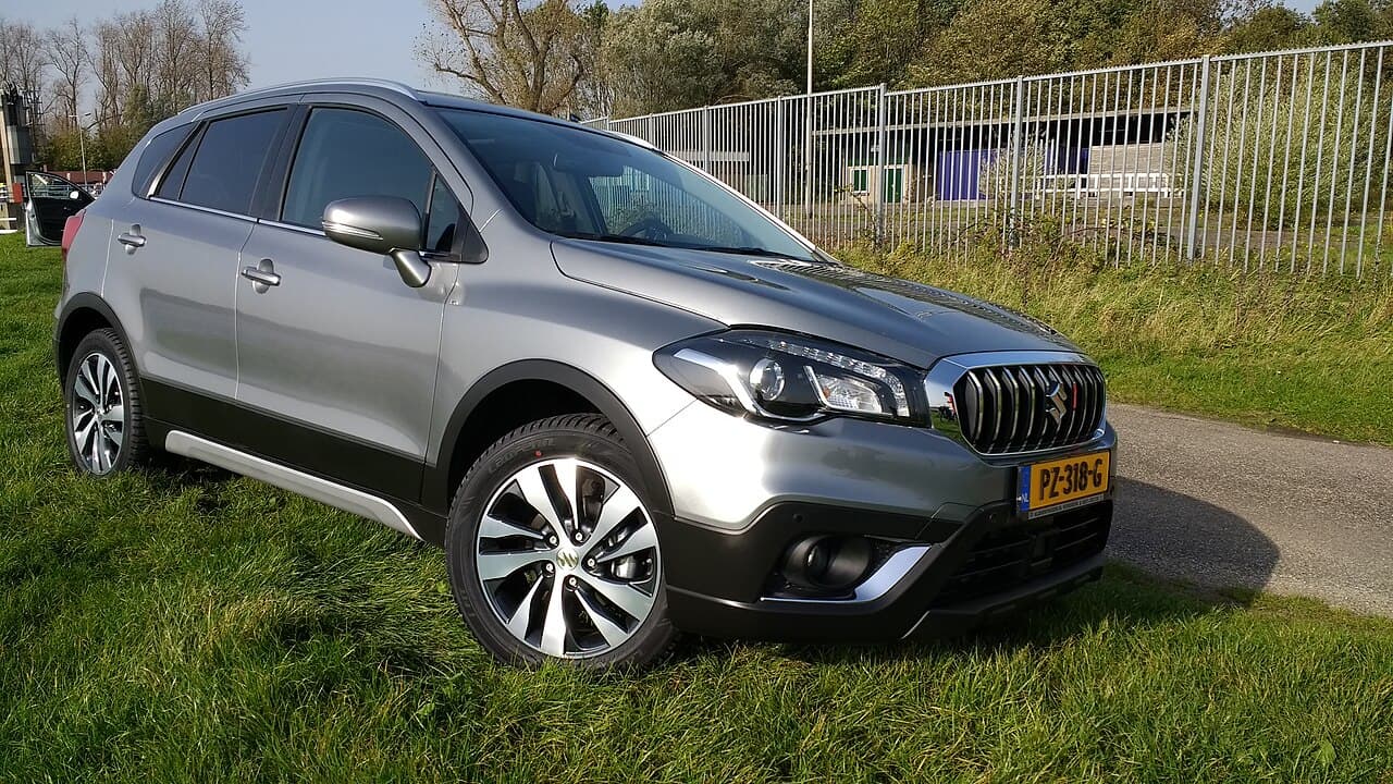 Suzuki S-CROSS