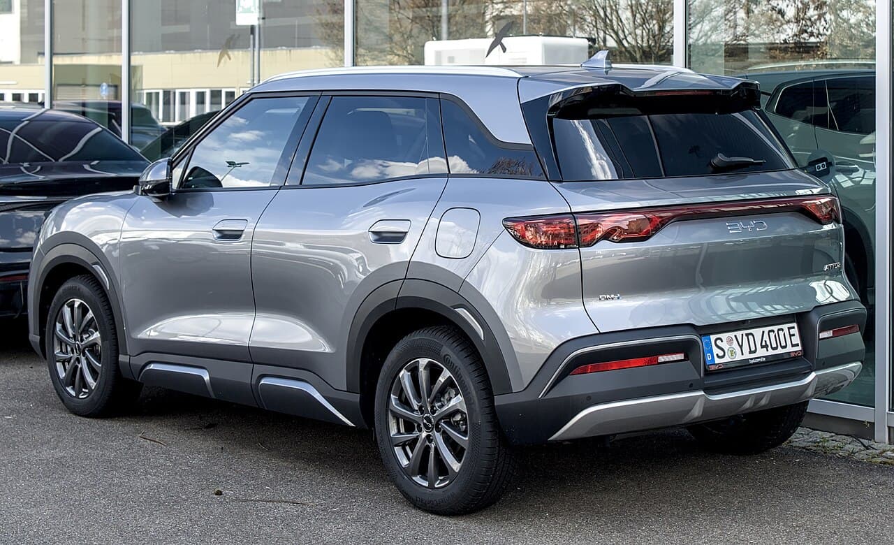 BYD ATTO 2 DM-i