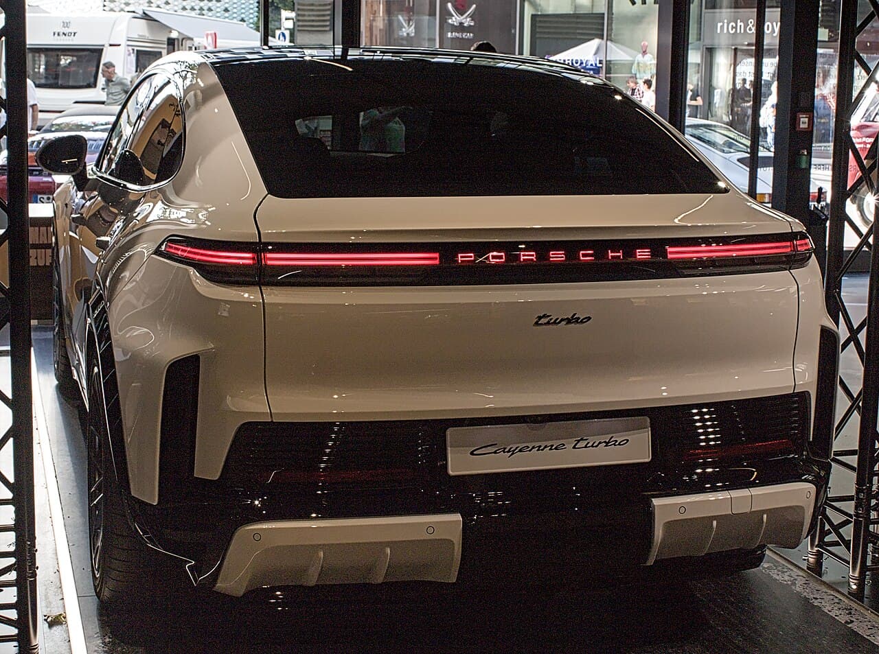 Porsche Cayenne Coupé Electric