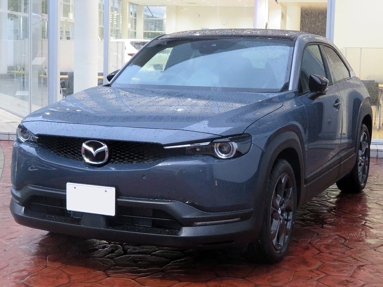 Mazda MX-30, foto 1 de 3