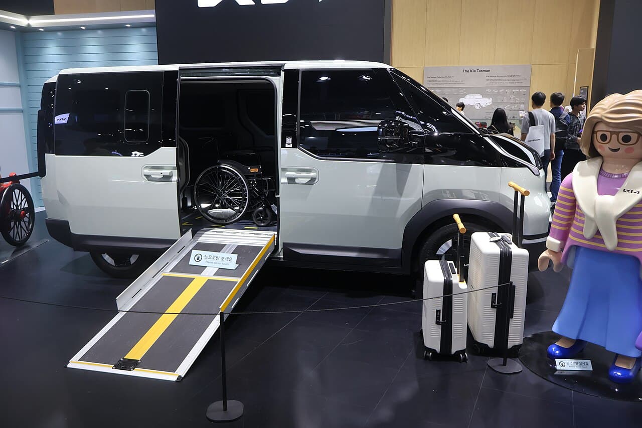 KIA PV5 WAV