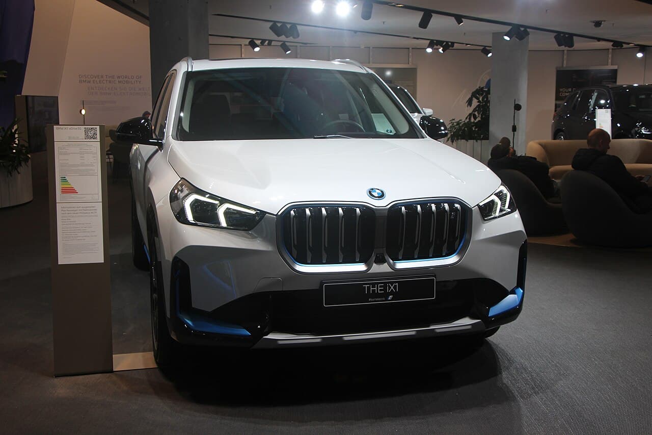 BMW iX1, foto 1 de 3